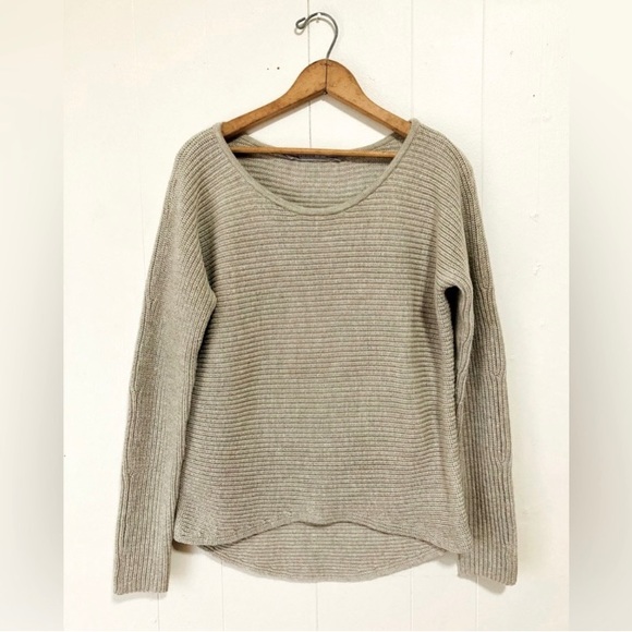 Athleta Huntly Knit Wool Blend Crewneck Oversized Oatmeal Sweater Sm - Picture 2 of 11